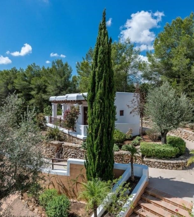 resa estates finca for sale santa gertrudis 2022 ibiza house far.jpg